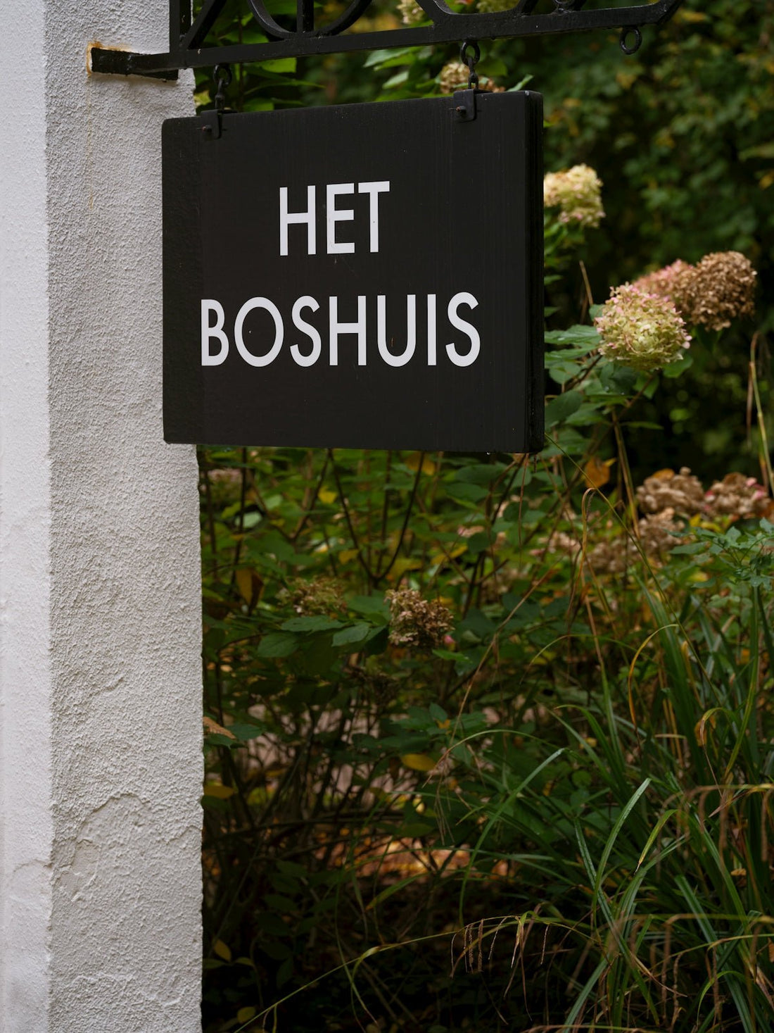 Essentiële Fouten bij het Gebruik van Parfum en Hoe Ze te Herstellen - FragranceGems